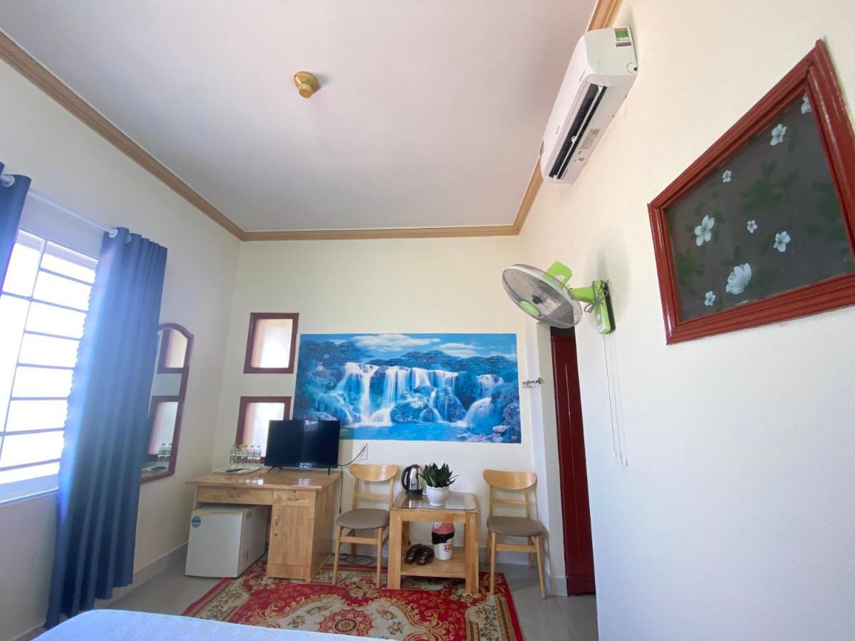 Hotel Khach San Ban Me Xanh à Buôn Ma Thuột Extérieur photo