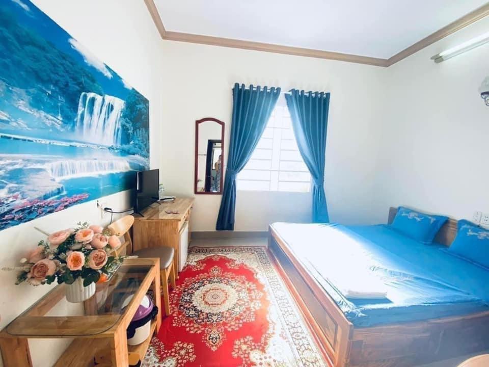 Hotel Khach San Ban Me Xanh à Buôn Ma Thuột Extérieur photo