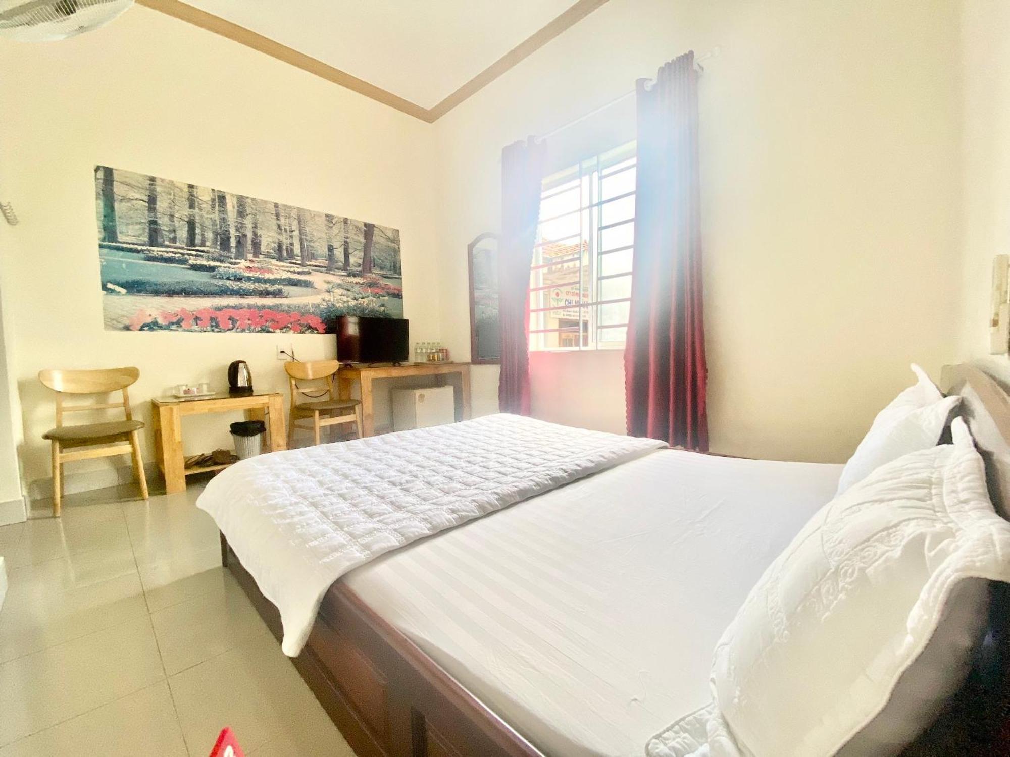 Hotel Khach San Ban Me Xanh à Buôn Ma Thuột Extérieur photo