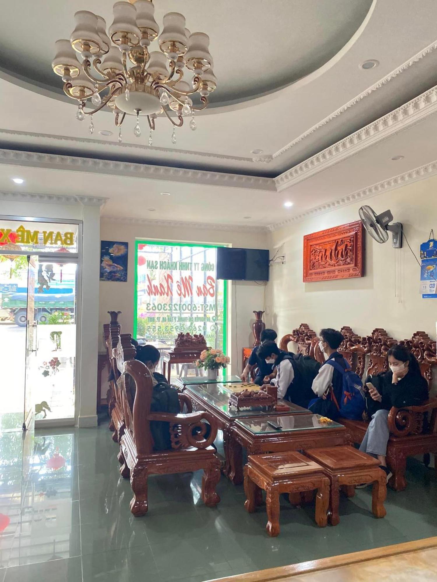 Hotel Khach San Ban Me Xanh à Buôn Ma Thuột Extérieur photo